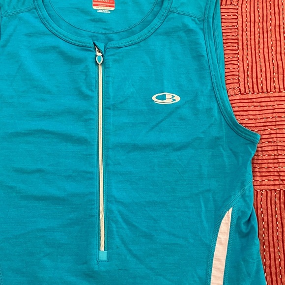 Icebreaker GT women’s medium Turquoise Sleeveless Performance run Top - Picture 3 of 16